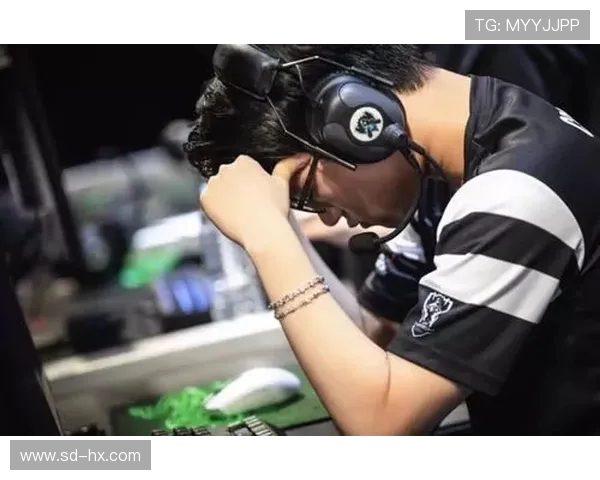 和平精英深度解析：IG战队如何通过团队协作赢得比赛胜利