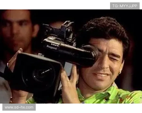 迭戈·马拉多纳：传奇球王的辉煌与争议人生全景回顾